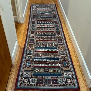 Runner - hand made, chain stitch